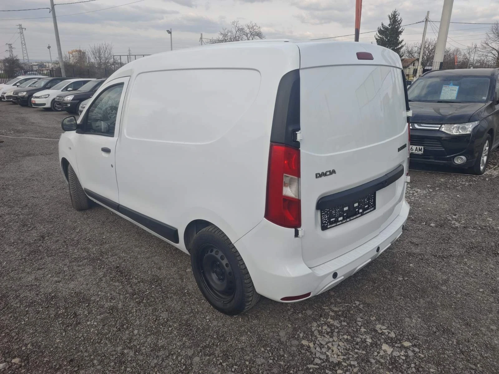 Dacia Dokker 1.5/95KC, снимка 5 - Автомобили и джипове - 53884425