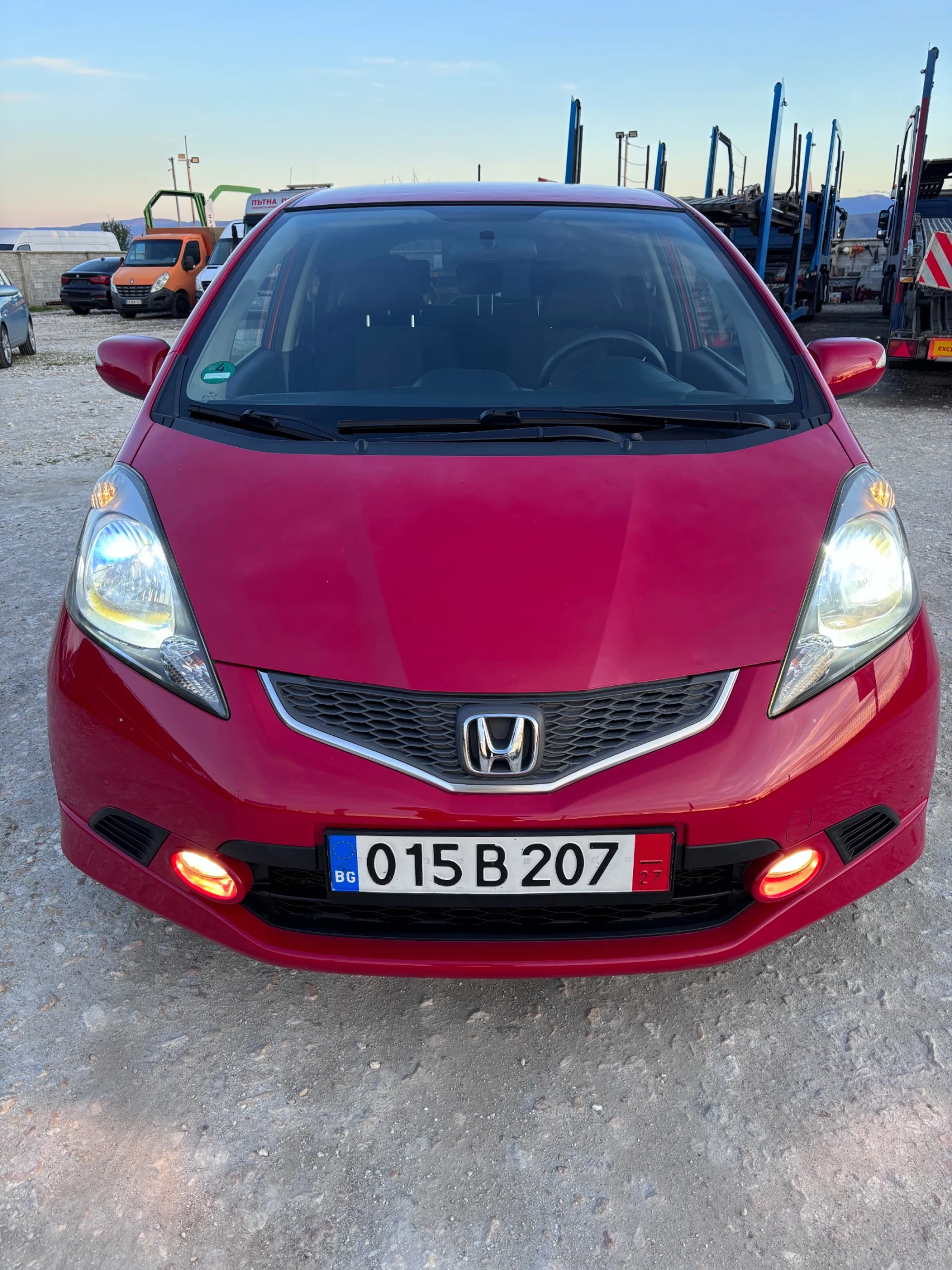 Honda Jazz 1.4 100k.c Автоматик, снимка 6 - Автомобили и джипове - 54117721