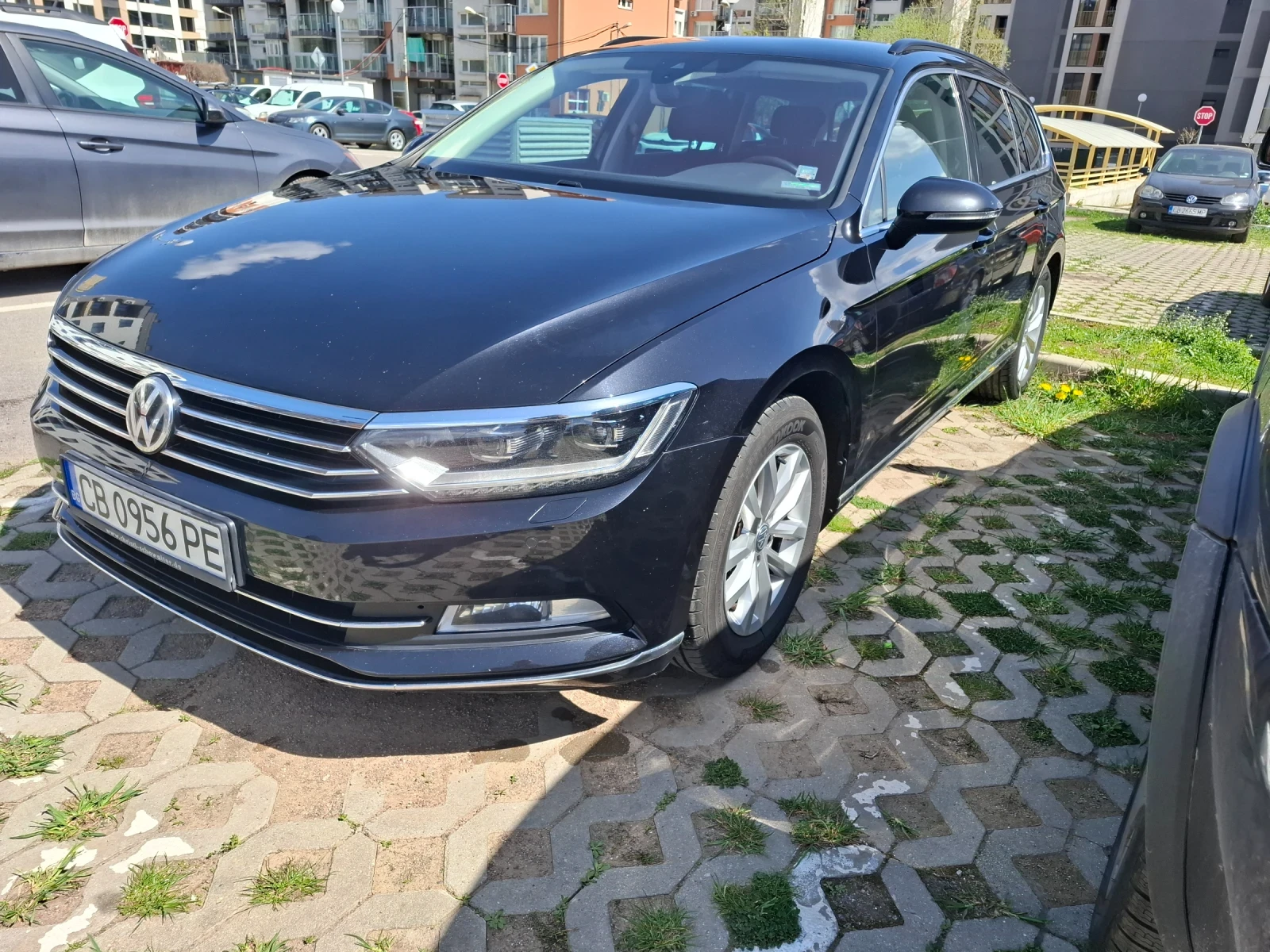 VW Passat 2.0TDI 190HP, снимка 2 - Автомобили и джипове - 54229901
