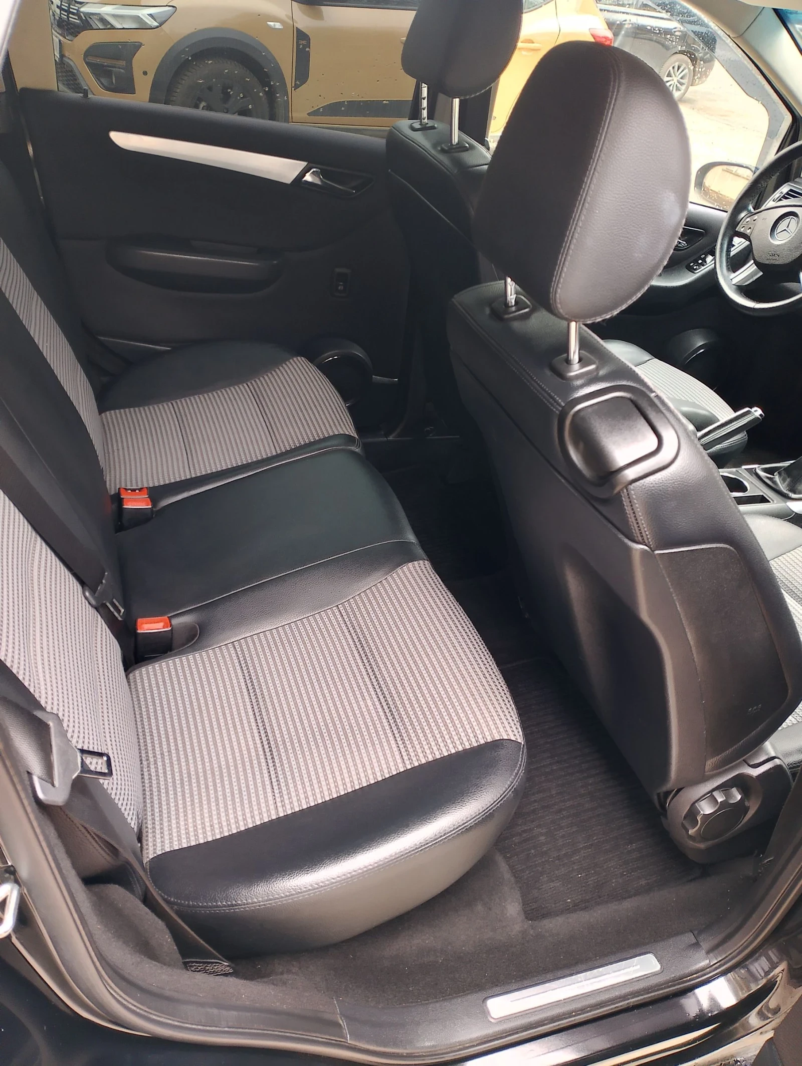 Mercedes-Benz B 200, снимка 7 - Автомобили и джипове - 54246600