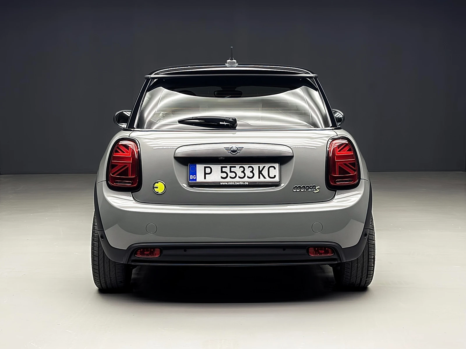 Mini Cooper SE_NAVI_CARPLAY_CAMERA_KEYLESS_HEAT PUMP, снимка 5 - Автомобили и джипове - 54310652