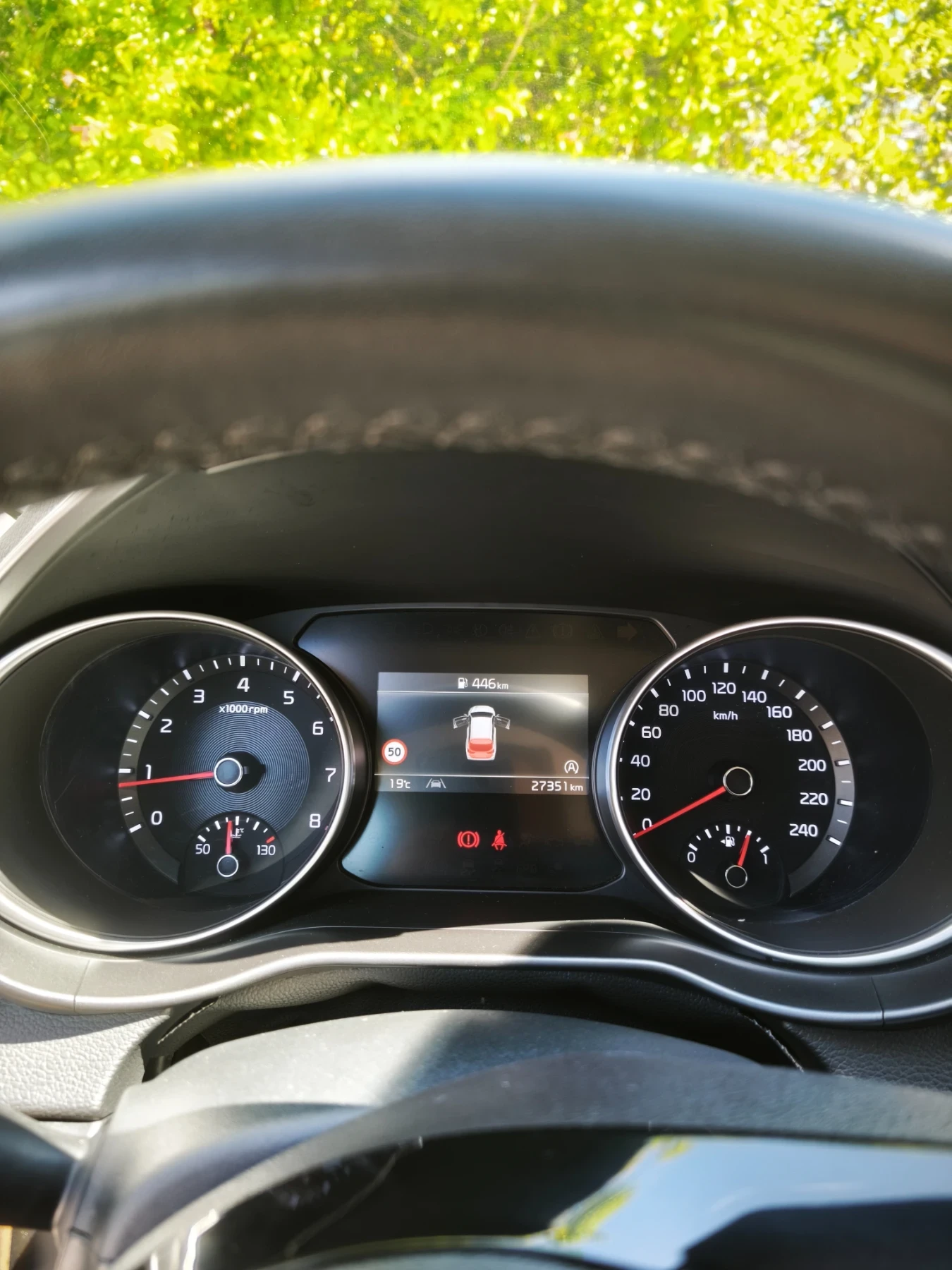 Kia Ceed 1.5 140hp, снимка 5 - Автомобили и джипове - 54424036