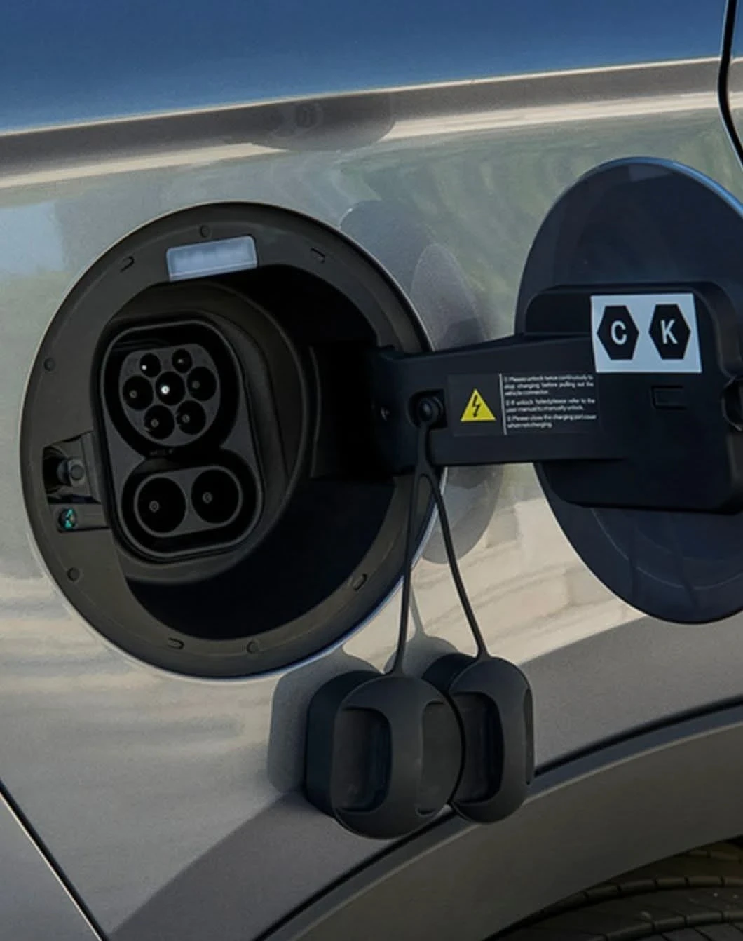 BYD Seal U DM-i Comfort, 26, 6KWh, 130km само на ток, FULL, снимка 10 - Автомобили и джипове - 54478800