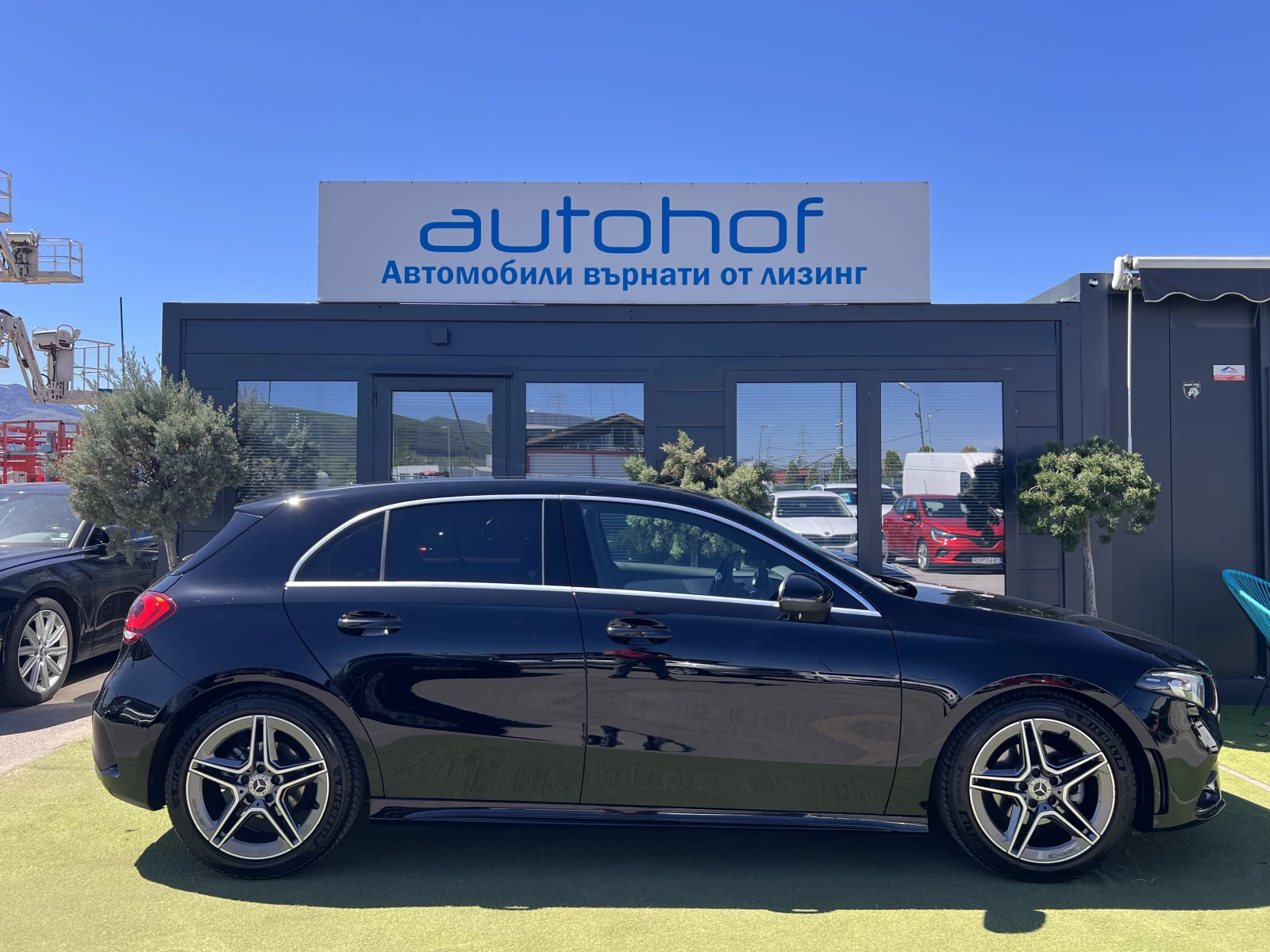 Mercedes-Benz A 180 AMG Line/1.3Т/136k.c./7АТ, снимка 5 - Автомобили и джипове - 54553809