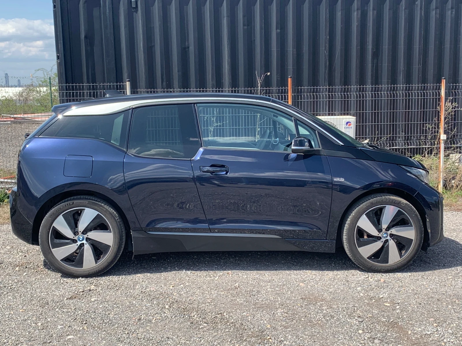 BMW i3 120Аh/PRO-NAV.ПОДГРЕВ.СЕРВ.ИСТОРИЯ БМВ, снимка 6 - Автомобили и джипове - 54638107