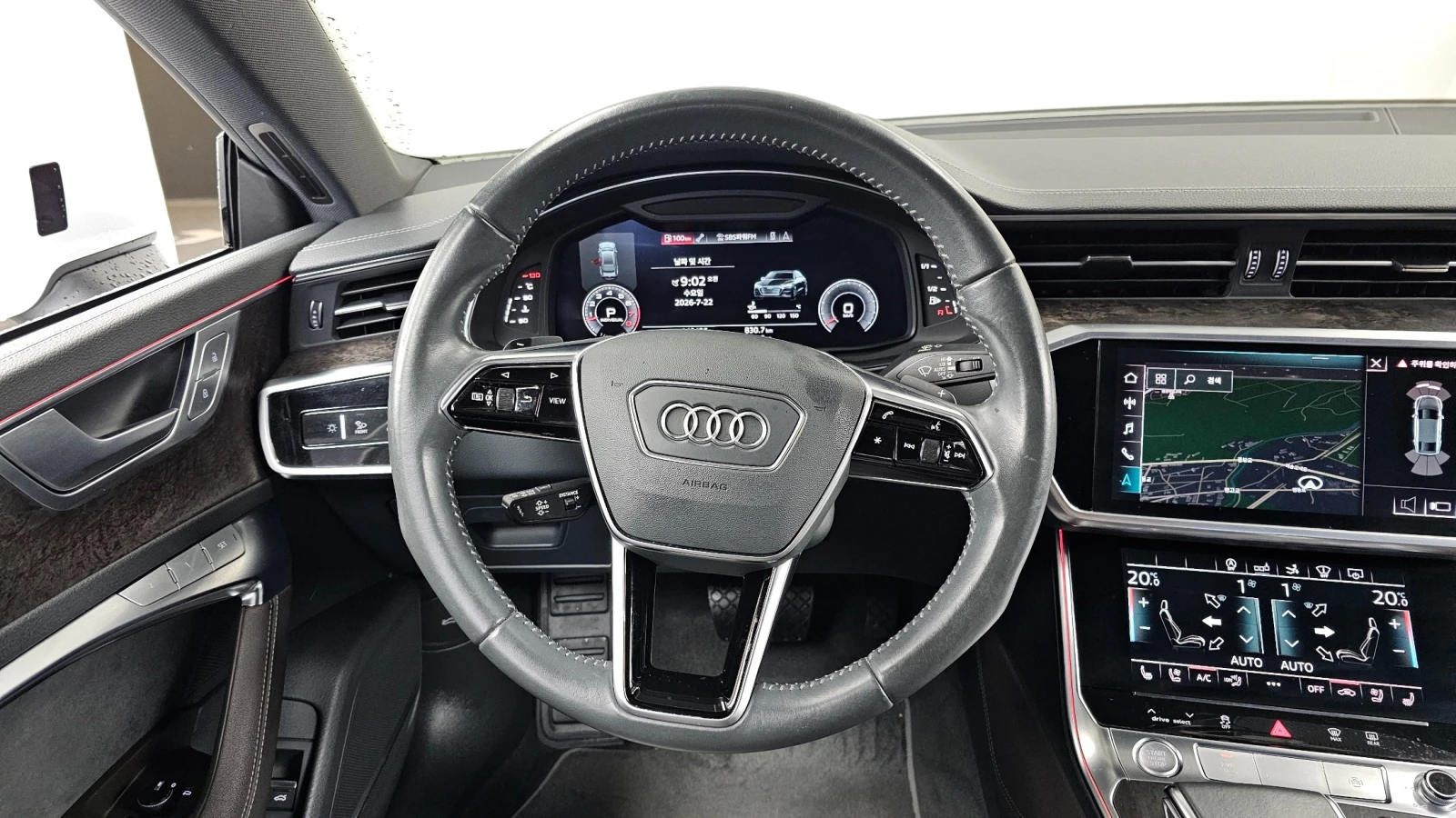 Audi A7 3.0 55TFSI Quattro Premium , снимка 12 - Автомобили и джипове - 55403525