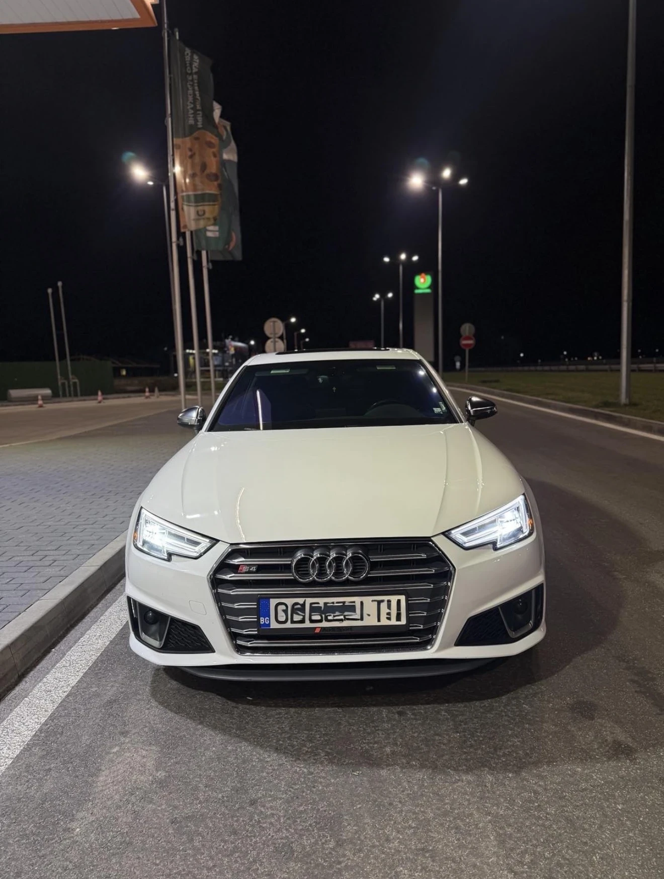 Audi S4, снимка 4 - Автомобили и джипове - 55421890