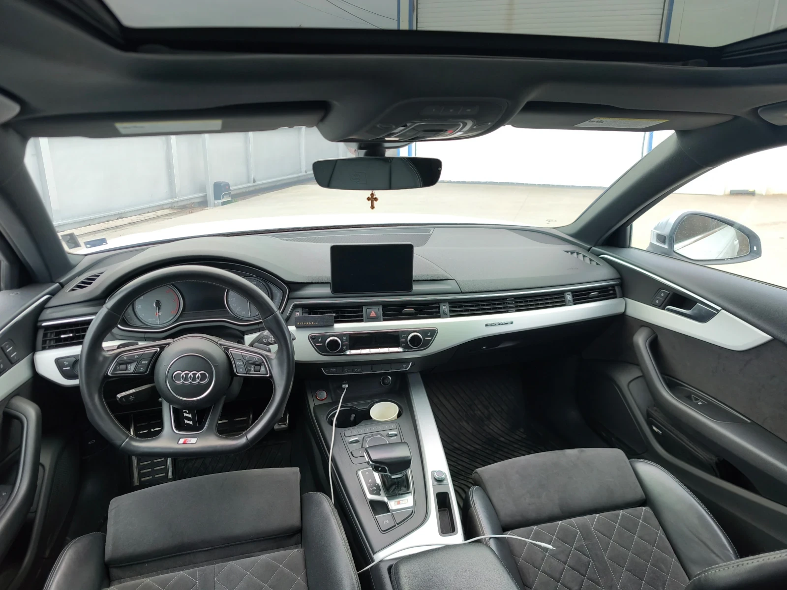 Audi S4, снимка 14 - Автомобили и джипове - 55421890