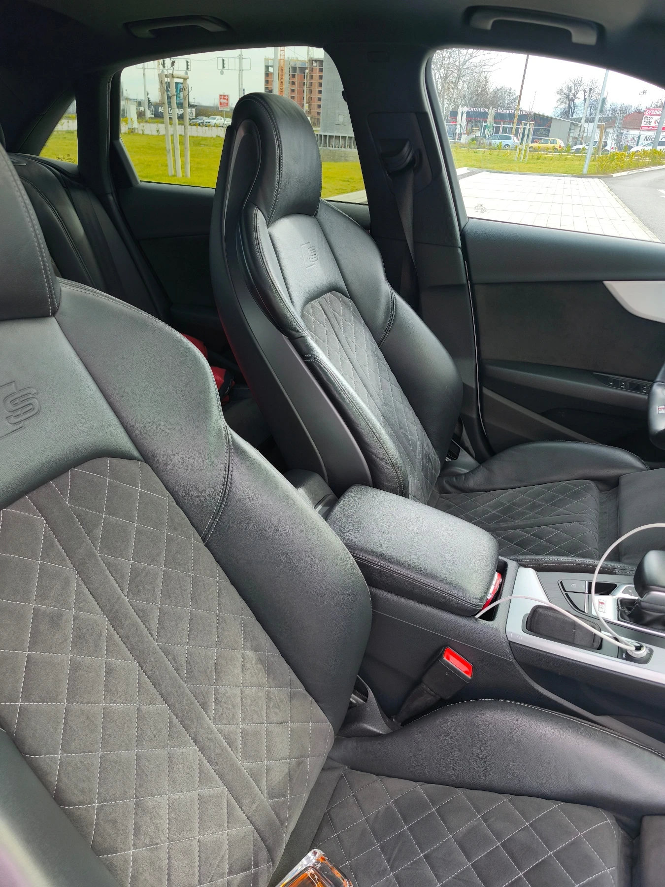 Audi S4, снимка 15 - Автомобили и джипове - 55421890