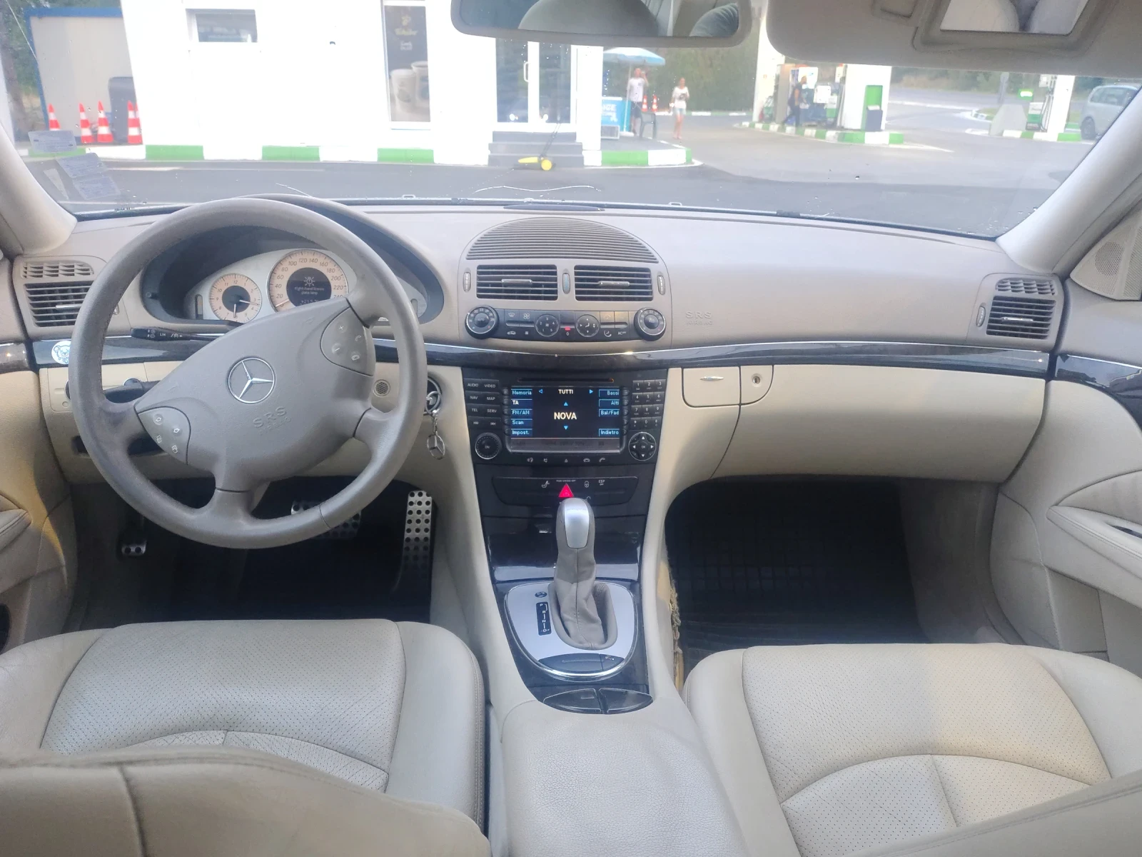 Mercedes-Benz E 270 2, 7cdi 177k.c, снимка 8 - Автомобили и джипове - 55542080