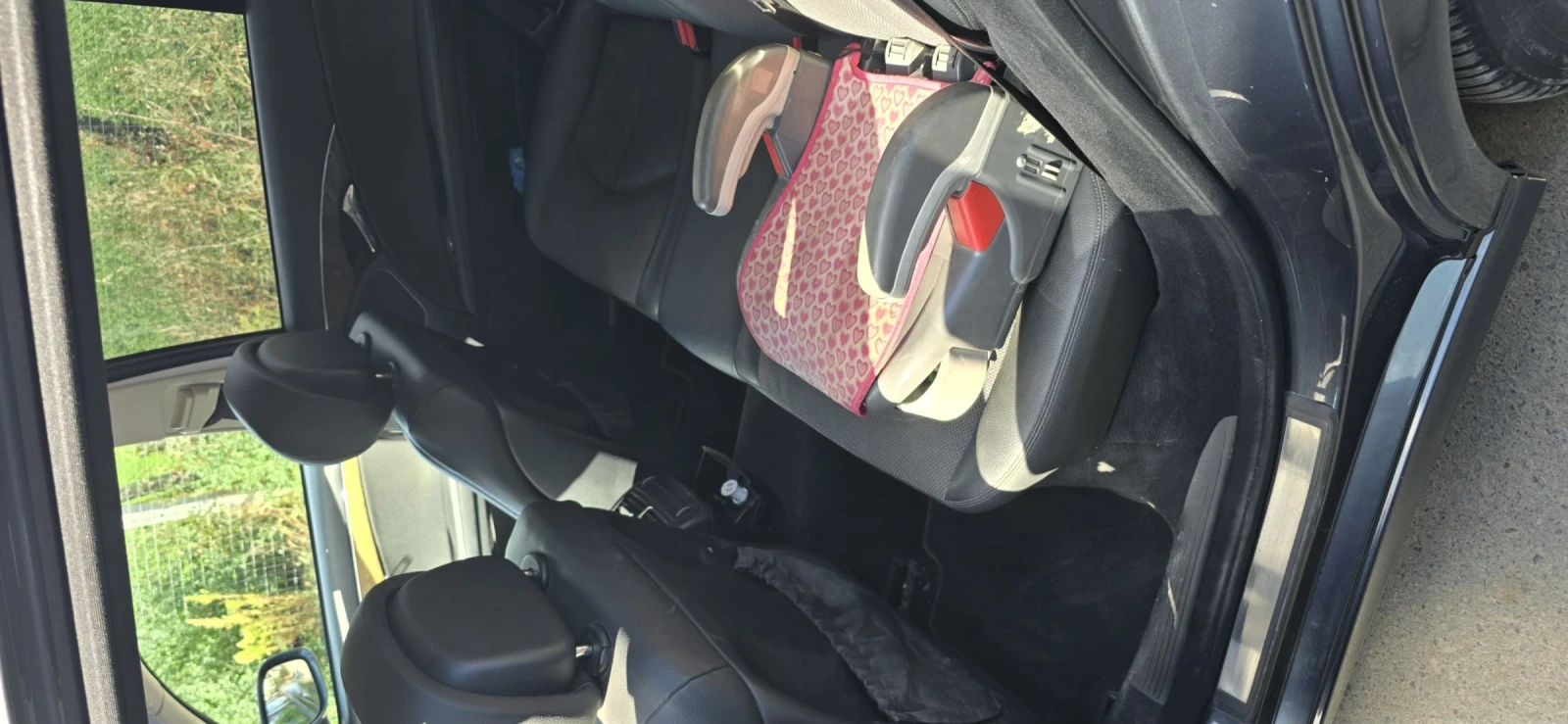 Mercedes-Benz E 220 Avantgarde, снимка 15 - Автомобили и джипове - 55979185