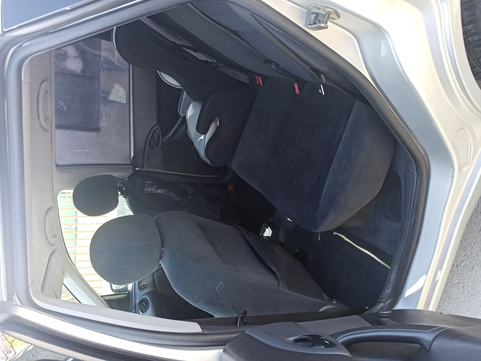 Ford Focus 1.8 TDI, снимка 8 - Автомобили и джипове - 56047505