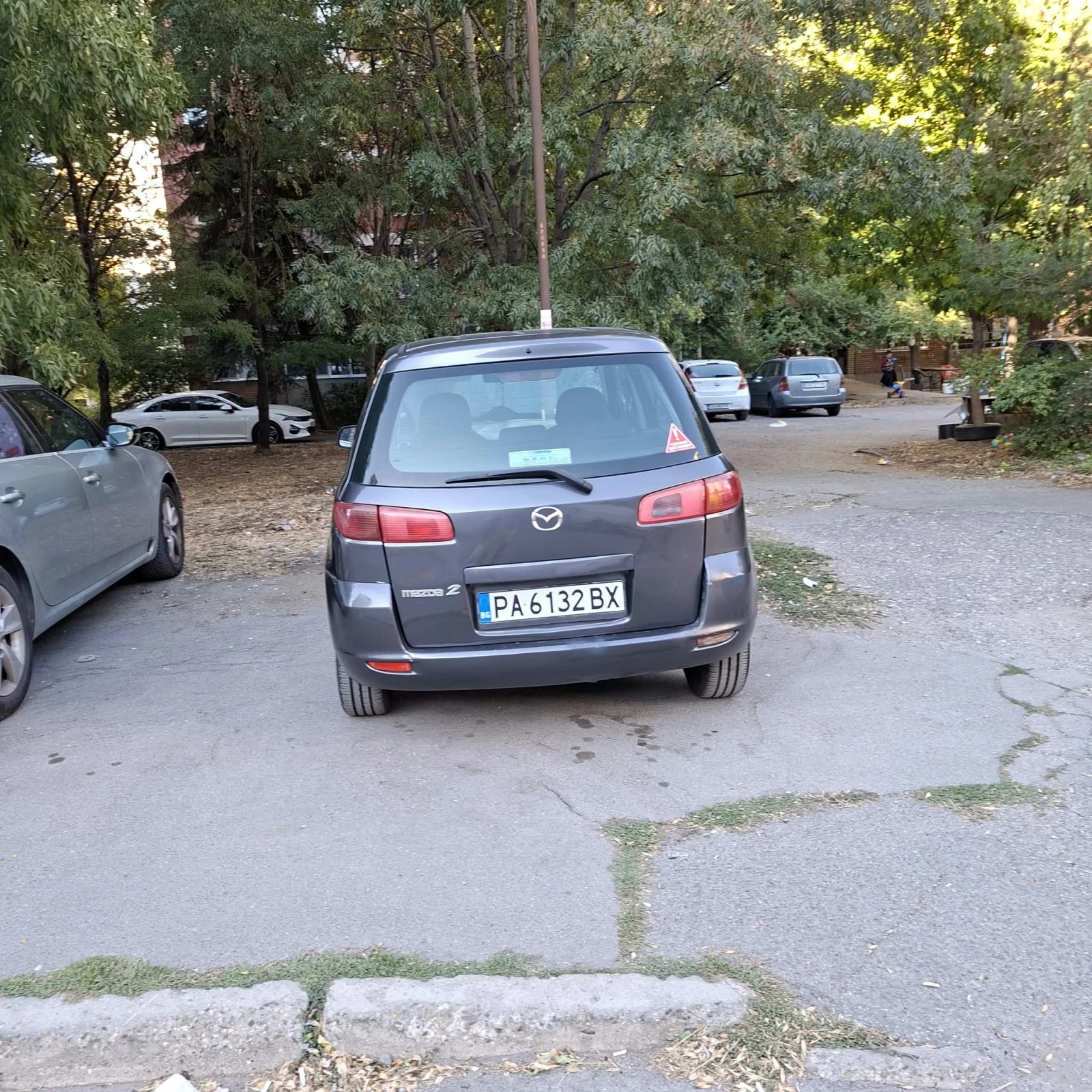 Mazda 2, снимка 2 - Автомобили и джипове - 56216859