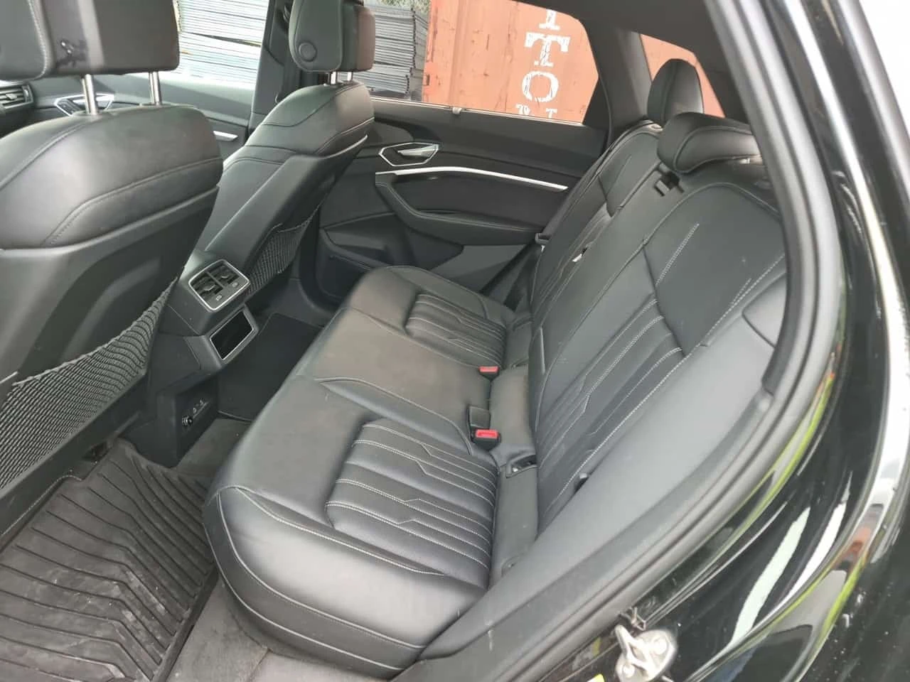Audi E-Tron Quattro Technik/CARFAX/�����/�������/�������� | Mobile.bg � ����������� 12