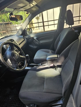 Toyota Rav4 2.0 D4D 4x4 116к.с., снимка 13