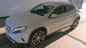  Mercedes-Benz GLA 25...