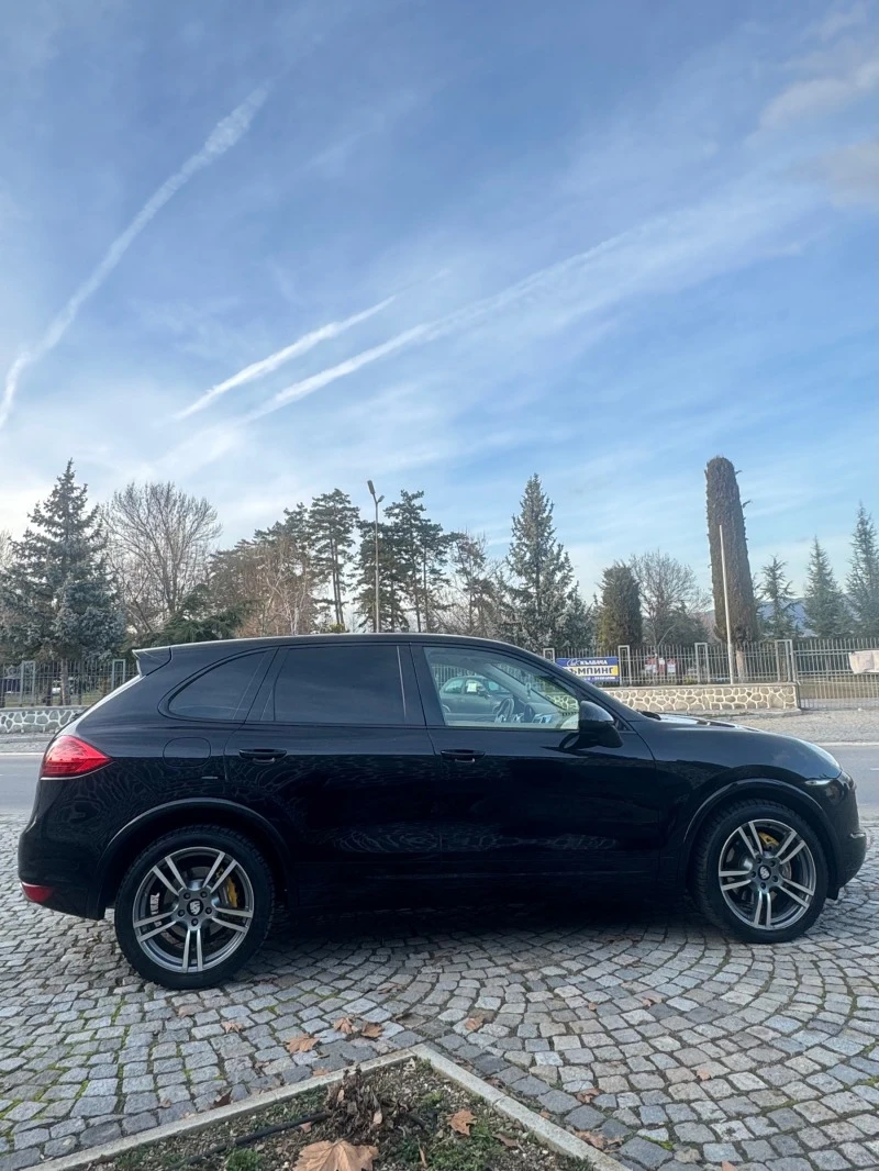 Porsche Cayenne, снимка 4 - Автомобили и джипове - 45775833