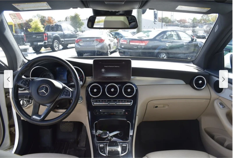 Mercedes-Benz GLC 300 AMG* PACK* ПОДГРЕВ* КАМЕРА* КЕЙЛЕС* LANE* ASSIST* , снимка 5 - Автомобили и джипове - 52936793