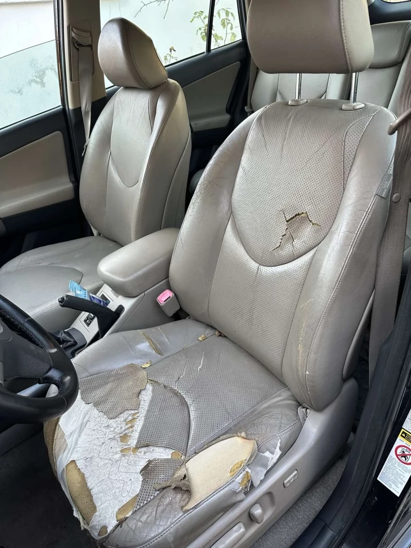 Toyota Rav4, снимка 11 - Автомобили и джипове - 52256764