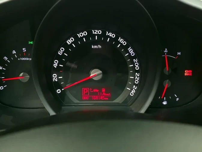 Kia Sportage 2.0 CRDi 4WD - изображение 8
