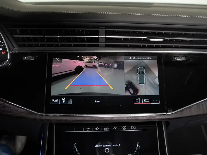 Audi Q8 S-LINE/TECHNIK/BLACK OPTICS/B&O/PANO | Mobile.bg   12