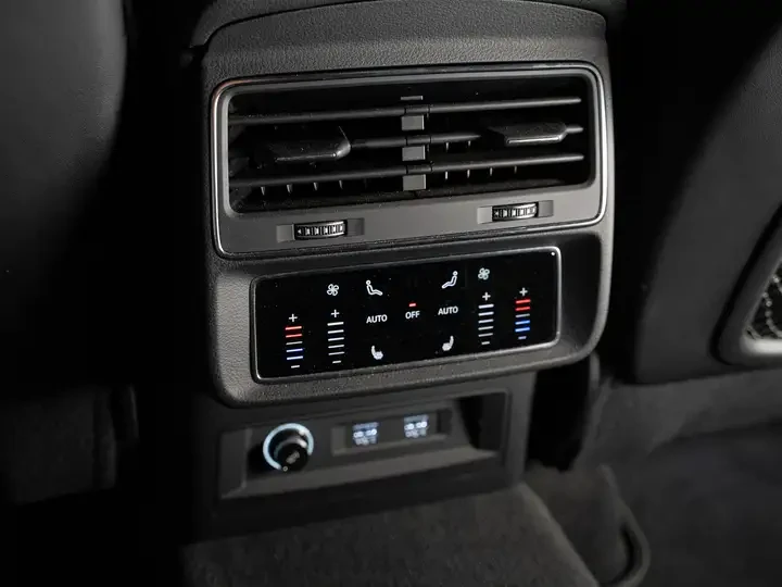 Audi Q8 S-LINE/TECHNIK/BLACK OPTICS/B&O/PANO | Mobile.bg   16