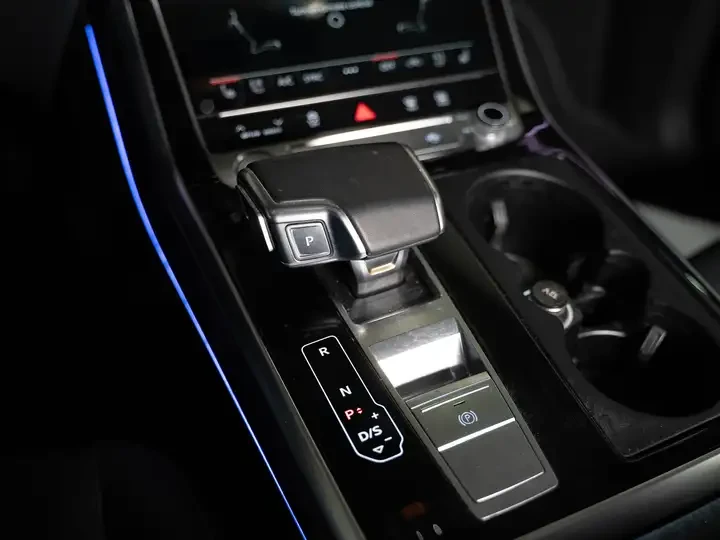 Audi Q8 S-LINE/TECHNIK/BLACK OPTICS/B&O/PANO | Mobile.bg   14