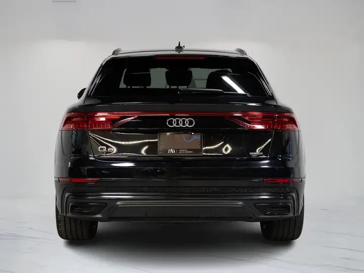 Audi Q8 S-LINE/TECHNIK/BLACK OPTICS/B&O/PANO - изображение 5