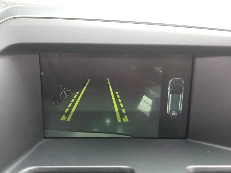 Volvo XC60 D4, снимка 15 - Автомобили и джипове - 56356400