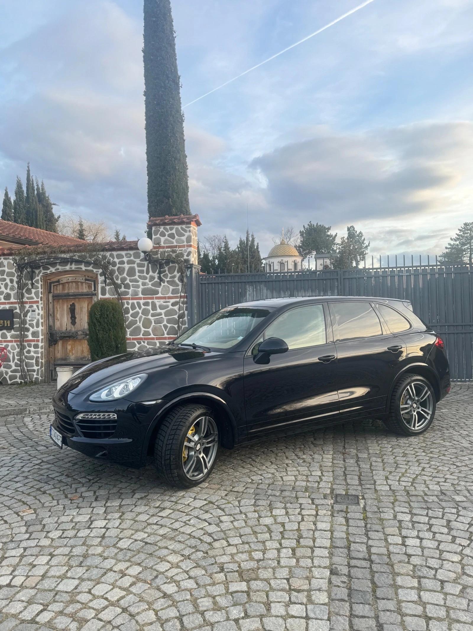 Porsche Cayenne  - изображение 2