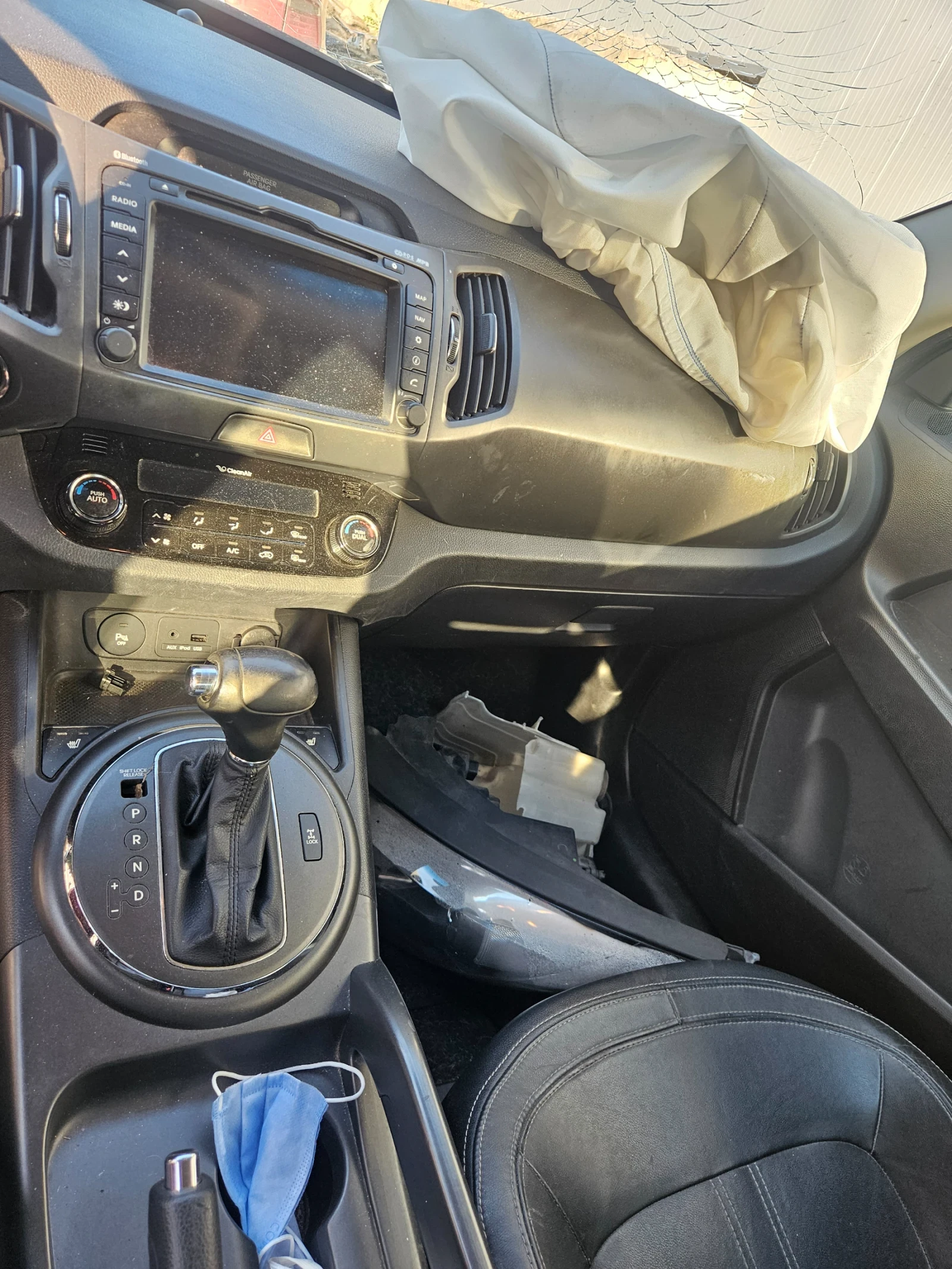 Kia Sportage 2.0crdi-136ks-2o12-D4XA-175000km realni - изображение 5