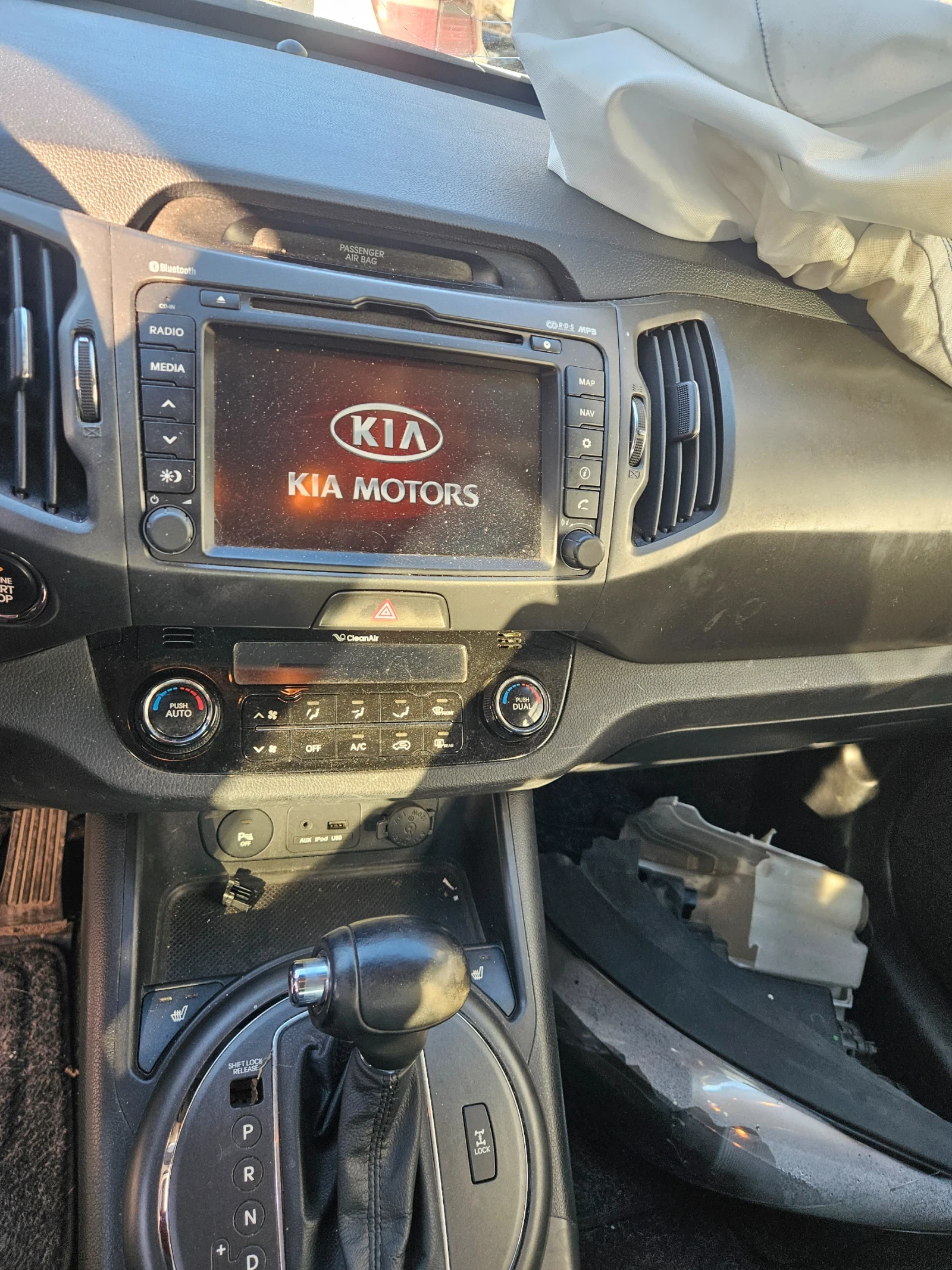 Kia Sportage 2.0crdi-136ks-2o12-D4XA-175000km realni - изображение 4