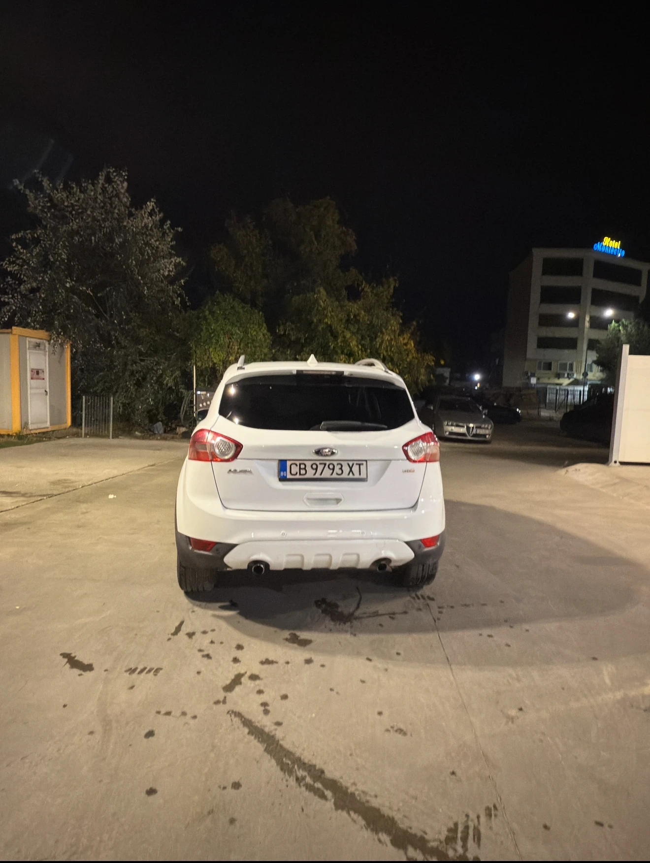 Ford Kuga TITANIUM 4X4 - изображение 6