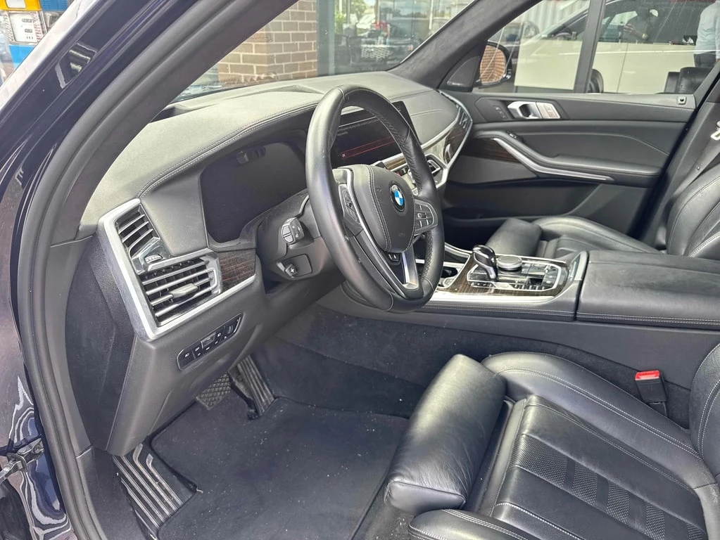 BMW X7 * xDrive40i Sports Activity Vehicle * CARFAX *  | Mobile.bg   5