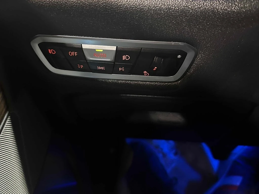 BMW X7 * xDrive40i Sports Activity Vehicle * CARFAX *  | Mobile.bg   16