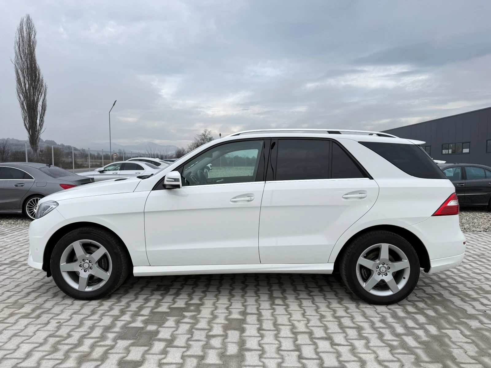 Mercedes-Benz ML 350 AMG/360 CAMERA/FULL - изображение 3