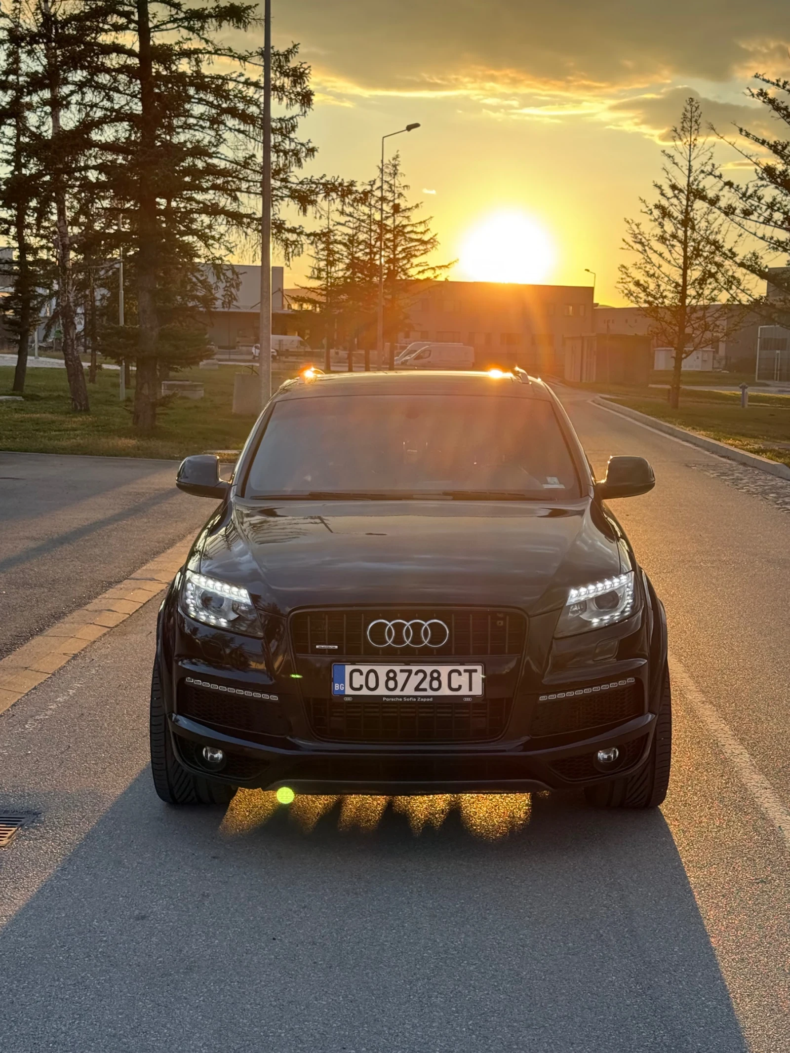 Audi Q7 3.0tdi 245 BOSE SideAssist НОВА Ambient, снимка 2 - Автомобили и джипове - 53832999