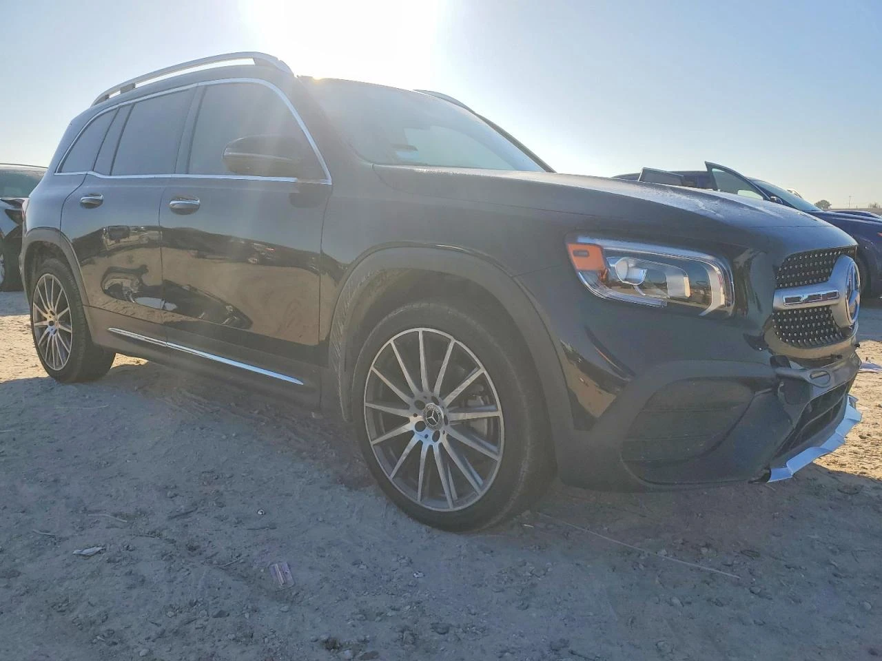 Mercedes-Benz GLB 250 - изображение 4