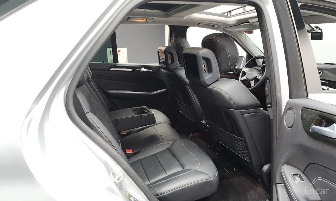 Mercedes-Benz ML 350, снимка 12 - Автомобили и джипове - 53768665