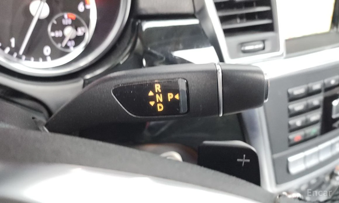 Mercedes-Benz ML 350, снимка 9 - Автомобили и джипове - 53768665