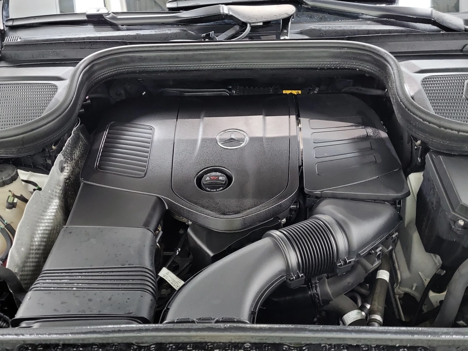 Mercedes-Benz GLE 350 * * CARFAX * * АВТО КРЕДИТ * * , снимка 15 - Автомобили и джипове - 53930263