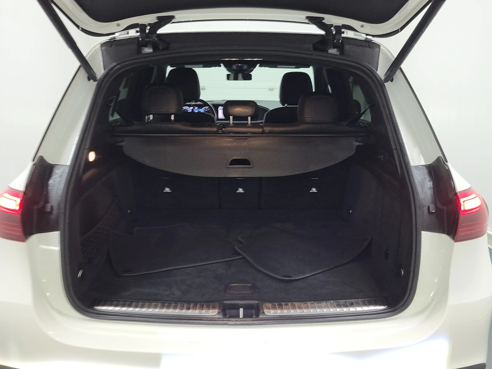 Mercedes-Benz GLE 350 * * CARFAX * * АВТО КРЕДИТ * * , снимка 5 - Автомобили и джипове - 53930263