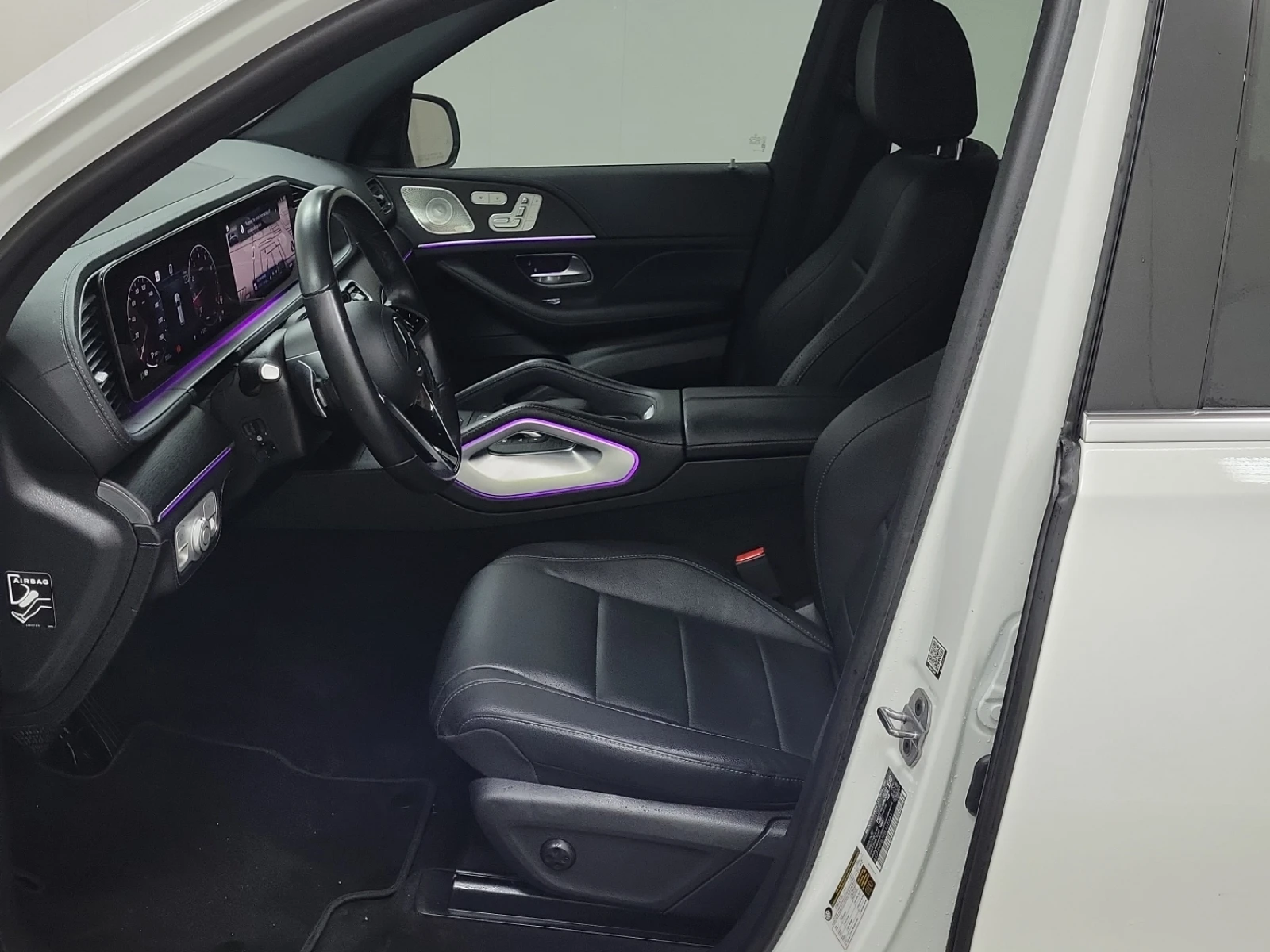 Mercedes-Benz GLE 350 * * CARFAX * * АВТО КРЕДИТ * * , снимка 8 - Автомобили и джипове - 53930263