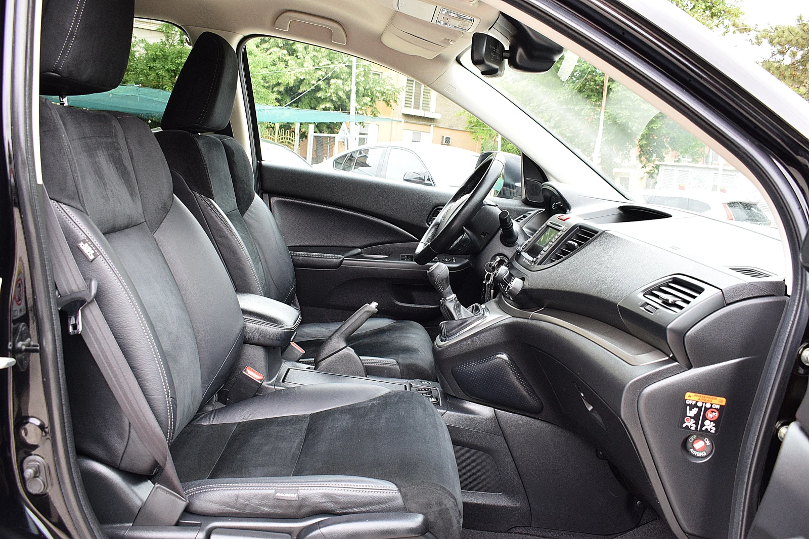 Honda Cr-v 2.2/ШВЕЙЦАРИЯ/ BLACK EDITION/4x4, снимка 14 - Автомобили и джипове - 54583650