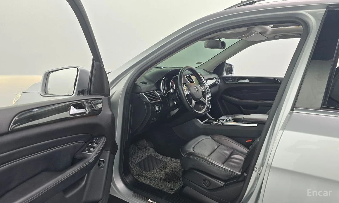 Mercedes-Benz ML 350, снимка 10 - Автомобили и джипове - 54667073