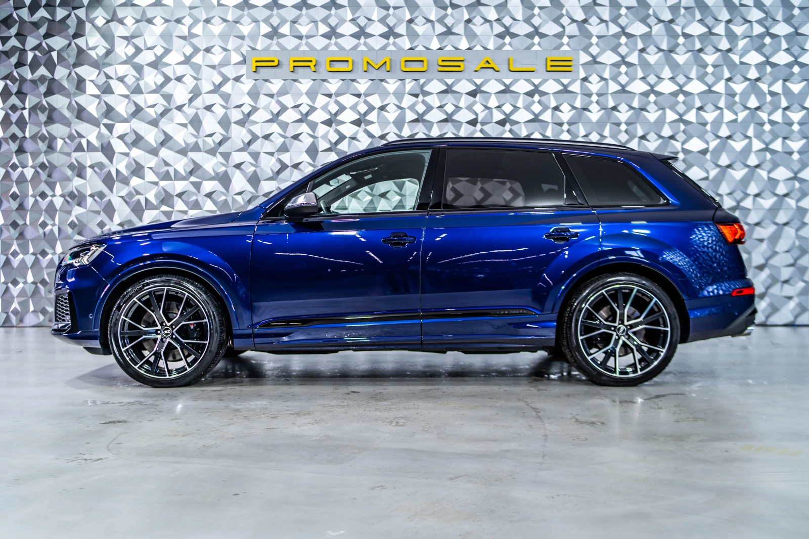 Audi SQ7 TFSI Pano* 360 * B&O* Matrix, снимка 3 - Автомобили и джипове - 55623700