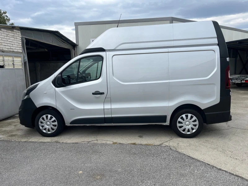 Opel Vivaro 1.6 Diesel 120k.c, снимка 3 - Бусове и автобуси - 52051831