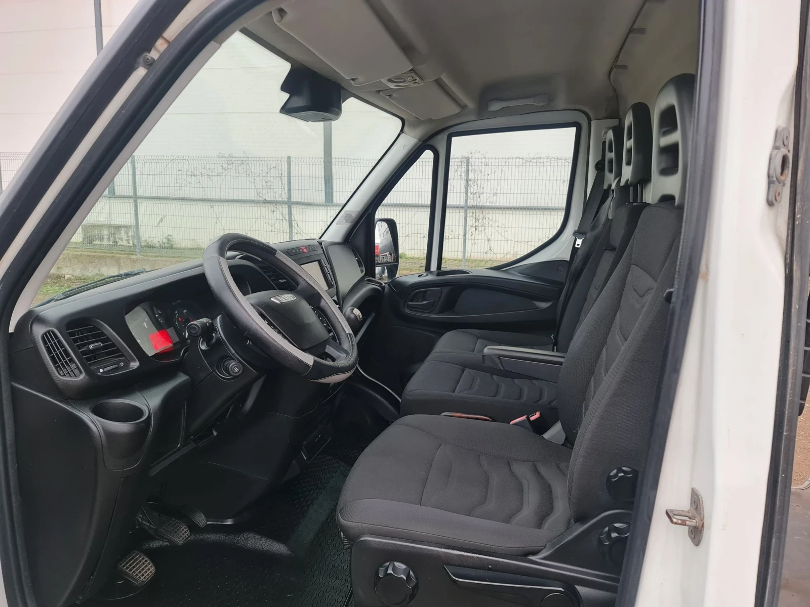 Iveco Daily 35 14 Navi Italia метан - изображение 6