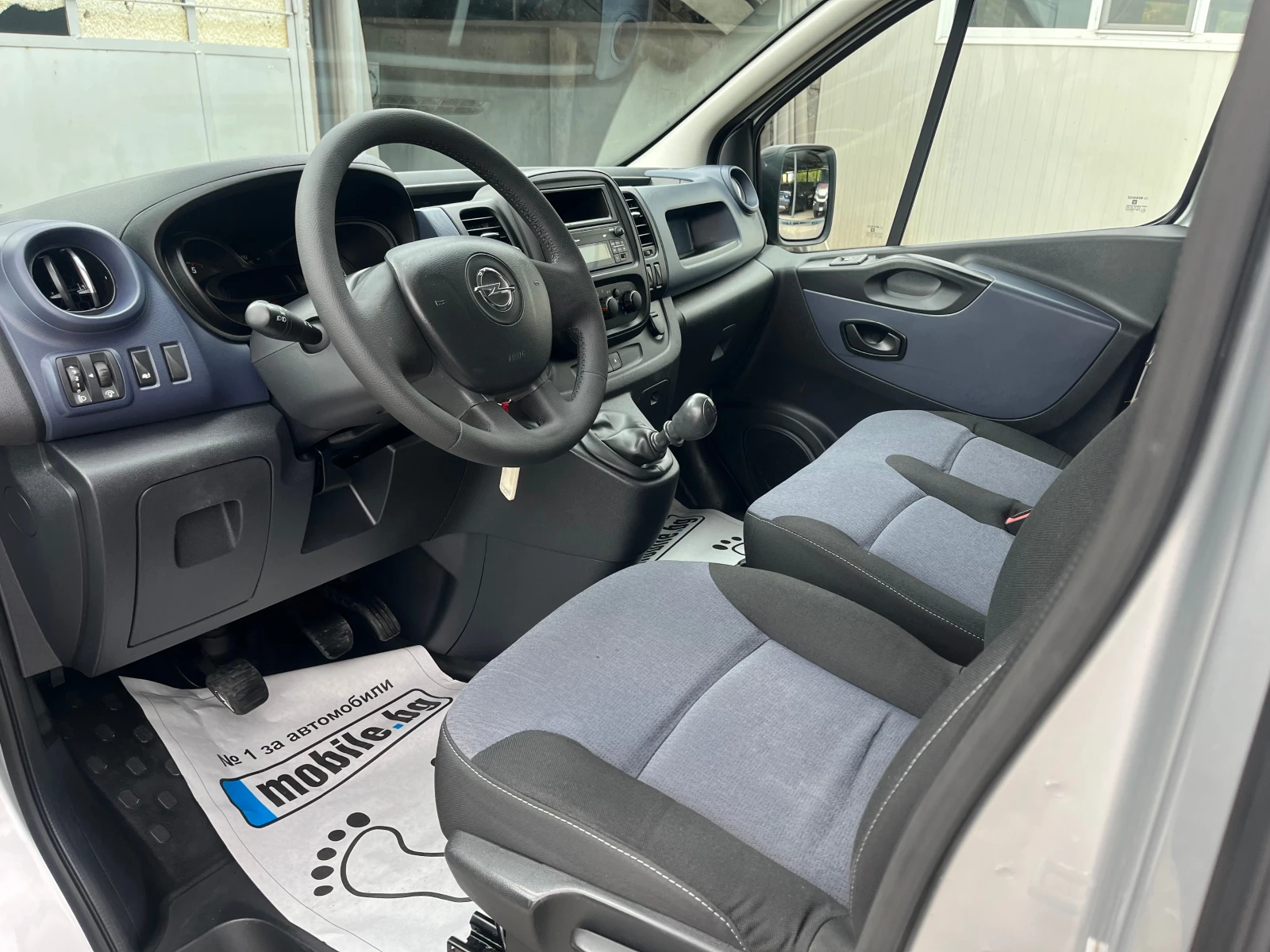 Opel Vivaro 1.6 Diesel 120k.c - изображение 9
