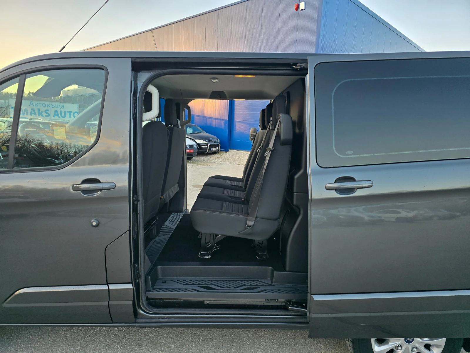 Ford Transit Custom 6-МЕСТЕН/ДВЕ СТРАНИЧНИ ВРАТИ, снимка 13 - Бусове и автобуси - 53830363